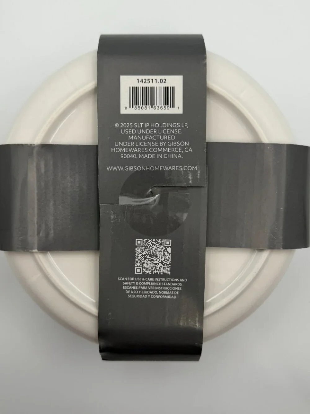 Sur La Table Fine Ceramic Dinner Bowls White Set of 2 Pasta 7.75